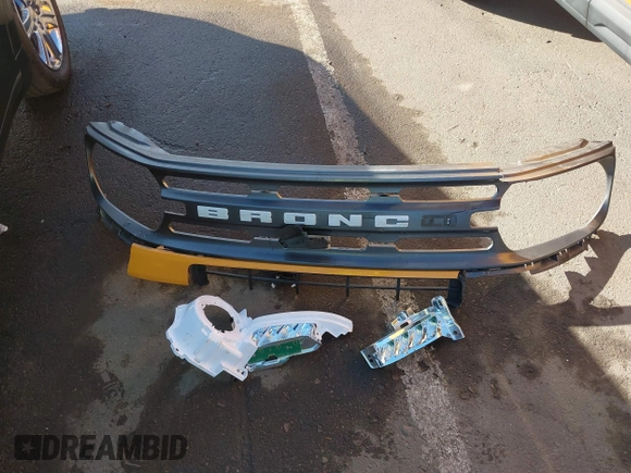2022 Ford Bronco Sport Big Bend z VIN 3FMCR9B6XNRD50828, wystawiony jako IAAI lot #41653669 z przebiegiem 37 859 mil mil oraz . Historia ofert i sprzedaży dostępna na DreamBid. Obrazek 12.