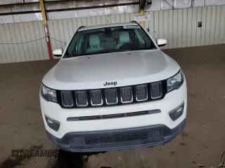 2021 Jeep Compass Latitude z VIN 3C4NJCBB7MT571349, wystawiony jako Copart lot #52329035 z przebiegiem 19 518 mil mil oraz Czysty tytuł • Clean title. Historia ofert i sprzedaży dostępna na DreamBid. Obrazek 5.