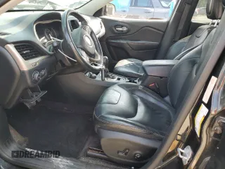 2016 Jeep Cherokee Limited z VIN 1C4PJMDB3GW186879, wystawiony jako Copart lot #59862395 z przebiegiem 178 598 mil mil oraz Szkoda całkowita • Salvage title. Historia ofert i sprzedaży dostępna na DreamBid. Obrazek 7.