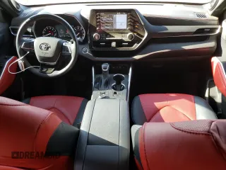 2021 Toyota Highlander XSE with VIN 5TDJZRBH9MS128001, listed as a Copart auction lot 46701225 with 17,887 mi miles and Salvage title. Bid and sale history available at DreamBid. Image 8.