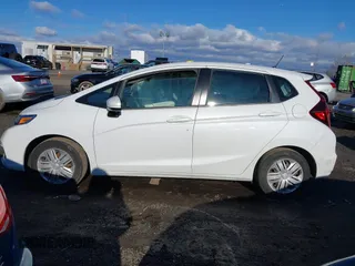 2018 Honda Fit LX with VIN 3HGGK5H42JM723829, listed as a IAAI auction lot 41227849 with 50,267 mi miles. Bid and sale history available at carsss.com. Image 15.