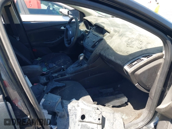 2015 Ford Focus SE with VIN 1FADP3K25FL223726, listed as a IAAI auction lot 42028526 with 43,047 mi miles. Bid and sale history available at carsss.com. Image 5.