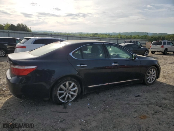 2008 Lexus LS 460 with VIN JTHBL46F685055861, listed as a Copart auction lot 53752015 with 303,742 mi miles and Clean Title. Bid and sale history available at carsss.com. Image 3.