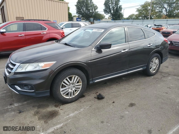 2013 Honda Crosstour EX with VIN 5J6TF3H36DL005570, listed as a Copart auction lot 71738644 with 205,746 mi miles and Salvage Title. Bid and sale history available at carsss.com. Image 1.