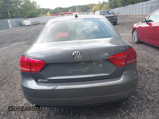 2015 Volkswagen Passat Limited Edition Edition с VIN 1VWAT7A39FC094736, выставлен на аукционе IAAI как лот 40483449 с пробегом 97 449 миль миль и . История ставок и продаж доступна на DreamBid. Изображение 16.