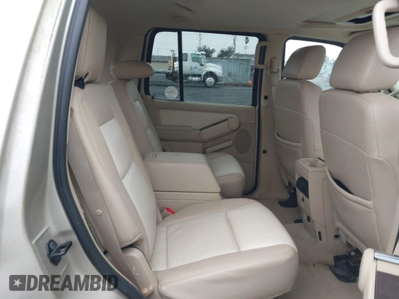 2006 Ford Explorer Limited z VIN 1FMEU75876UA58332, wystawiony jako IAAI lot #41804700 z przebiegiem 158 388 mil mil oraz . Historia ofert i sprzedaży dostępna na DreamBid. Obrazek 8.