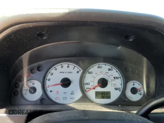 2003 Ford Escape XLS Popular z VIN 1FMYU02133KE09143, wystawiony jako Copart lot #53659105 z przebiegiem 78 736 mil mil oraz Szkoda całkowita • Salvage title. Historia ofert i sprzedaży dostępna na DreamBid. Obrazek 9.