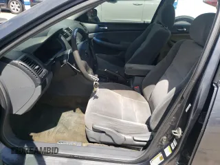 2005 Honda Accord LX with VIN 3HGCM56475G704595, listed as a Copart auction lot 57961995 with 227,667 mi miles and Salvage title. Bid and sale history available at DreamBid. Image 7.