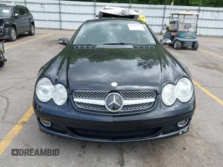2007 Mercedes-Benz SL 550 with VIN WDBSK71F57F121921, listed as a IAAI auction lot 42537737 with 101,435 mi miles and . Bid and sale history available at DreamBid. Image 12.