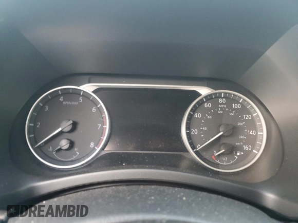 2024 Nissan Sentra SV z VIN 3N1AB8CV4RY391292, wystawiony jako Copart lot #43039145 z przebiegiem Nie podano mil oraz Nie do naprawy • Non repairable. Historia ofert i sprzedaży dostępna na DreamBid. Obrazek 9.