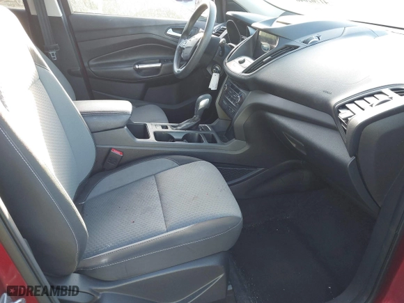 2018 Ford Escape SE with VIN 1FMCU0GD2JUA02221, listed as a IAAI auction lot 41702046 with 92,086 mi miles. Bid and sale history available at carsss.com. Image 5.