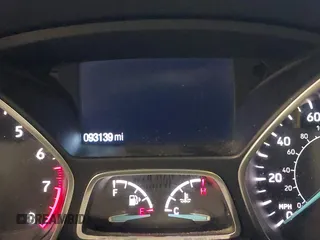 2017 Ford Escape SE with VIN 1FMCU9G90HUC96633, listed as a IAAI auction lot 42005904 with 93,139 mi miles. Bid and sale history available at carsss.com. Image 7.