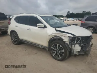 2020 Nissan Rogue S z VIN 5N1AT2MT8LC770909, wystawiony jako Copart lot #57028015 z przebiegiem 180 493 mil mil oraz Szkoda całkowita • Salvage title. Historia ofert i sprzedaży dostępna na DreamBid. Obrazek 4.