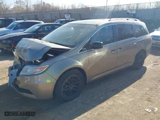 2011 Honda Odyssey EX-L with VIN 5FNRL5H69BB060271, listed as a IAAI auction lot 41872970 with 1 mi miles. Bid and sale history available at carsss.com. Image 19.