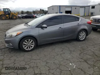 2015 Kia Forte EX with VIN KNAFZ4A85F5388136, listed as a Copart auction lot 42845605 with 192,005 mi miles and Clean Title. Bid and sale history available at carsss.com. Image 1.