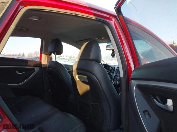 2015 Hyundai Elantra GT with VIN KMHD35LH0FU241657, listed as a IAAI auction lot 41333495 with 91,093 mi miles. Bid and sale history available at carsss.com. Image 8.