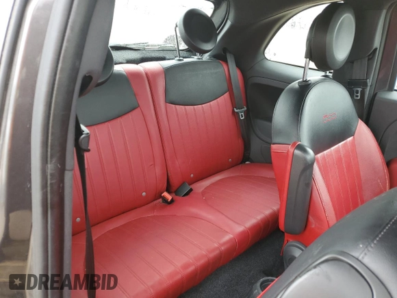 2014 FIAT 500 Sport z VIN 3C3CFFBR7ET282856, wystawiony jako Copart lot #56127935 z przebiegiem 172 945 mil mil oraz Tytuł czysty. Historia ofert i sprzedaży dostępna na DreamBid. Obrazek 10.