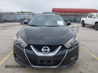 2017 Nissan Maxima SV z VIN 1N4AA6AP0HC450683, wystawiony jako IAAI lot #42101171 z przebiegiem 105 894 mil mil oraz . Historia ofert i sprzedaży dostępna na DreamBid. Obrazek 12.