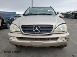 2002 Mercedes-Benz M-Class with VIN 4JGAB54E32A363452, listed as a Copart auction lot 81743994 with 147,376 mi miles and Salvage Title. Bid and sale history available at carsss.com. Image 5.
