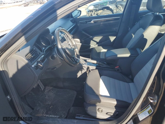 2018 Volkswagen Passat V6 GT with VIN 1VWJM7A3XJC036530, listed as a Copart auction lot 45624325 with 77,355 mi miles and Salvage Title. Bid and sale history available at carsss.com. Image 7.
