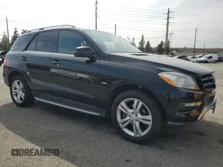 2012 Mercedes-Benz M 350 z VIN 4JGDA5HBXCA000938, wystawiony jako Copart lot #58807275 z przebiegiem 173 540 mil mil oraz Szkoda całkowita • Salvage title. Historia ofert i sprzedaży dostępna na DreamBid. Obrazek 4.