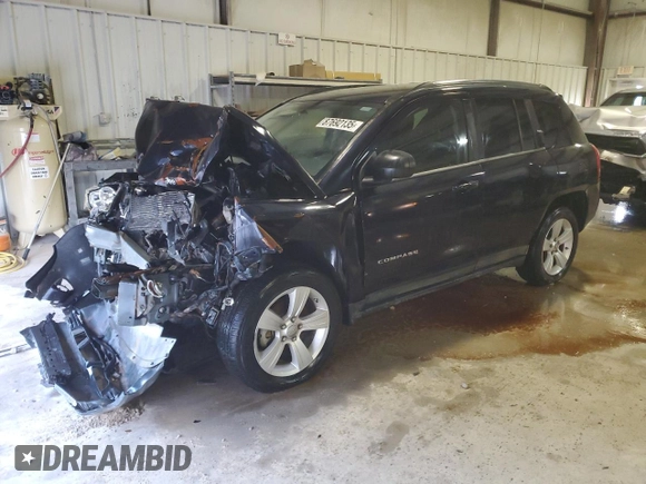 2011 Jeep Compass with VIN 1J4NT1FB8BD192253, listed as a Copart auction lot 87692135 with 0 mi miles and Salvage Title. Bid and sale history available at carsss.com. Image 1.