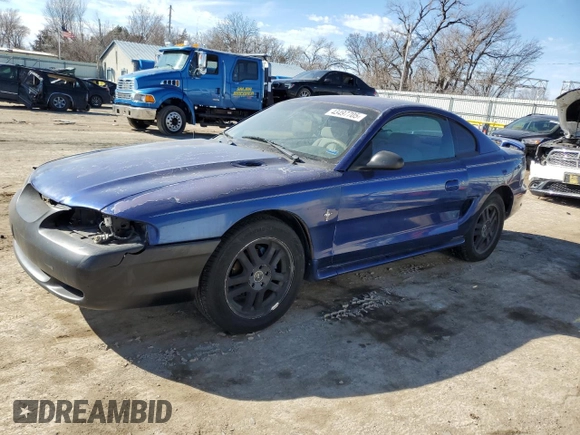 1997 Ford Mustang with VIN 1FALP404XVF156625, listed as a Copart auction lot 43497705 with 194,551 mi miles and Salvage Title. Bid and sale history available at carsss.com. Image 1.