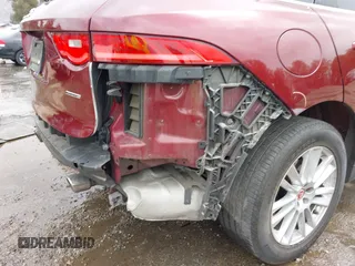 2017 Jaguar F-Pace 35t Prestige с VIN SADCK2BV3HA078231, выставлен на аукционе IAAI как лот 42101243 с пробегом 128 533 миль миль и . История ставок и продаж доступна на DreamBid. Изображение 19.