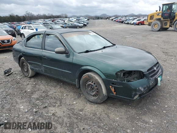 2000 Nissan Maxima GXE z VIN JN1CA31D7YT522165, wystawiony jako Copart lot #47566965 z przebiegiem 336 529 mil mil oraz Czysty tytuł • Clean title. Historia ofert i sprzedaży dostępna na DreamBid. Obrazek 4.