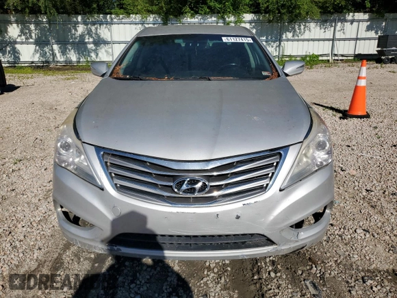 2014 Hyundai Azera Limited with VIN KMHFH4JG1EA424029, listed as a Copart auction lot 61127415 with 209,844 mi miles and Clean title. Bid and sale history available at DreamBid. Image 5.
