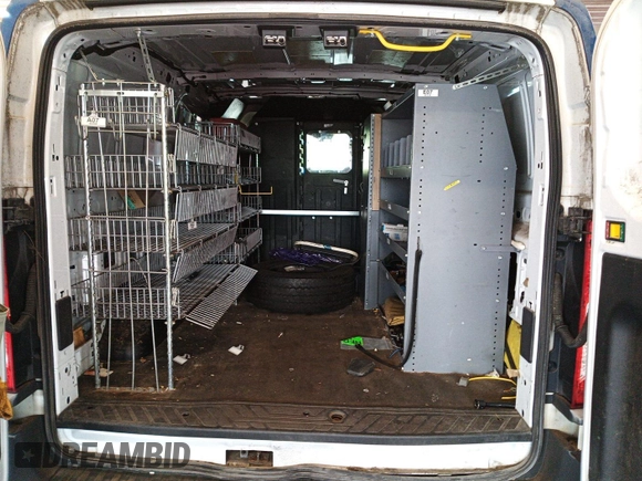 2016 Ford Transit Cargo z VIN 1FTYE1YM8GKB19172, wystawiony jako IAAI lot #42788511 z przebiegiem 143 978 mil mil oraz . Historia ofert i sprzedaży dostępna na DreamBid. Obrazek 28.