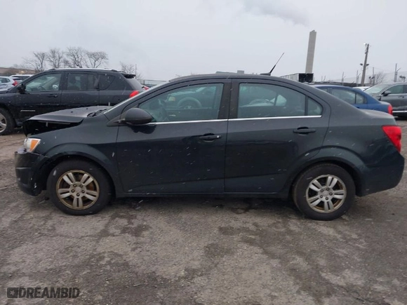2013 Chevrolet Sonic LT with VIN 1G1JC5SB9D4124685, listed as a IAAI auction lot 41245091 with 155,866 mi miles. Bid and sale history available at carsss.com. Image 13.