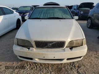 1999 Volvo S70 z VIN YV1LS55A7X2611349, wystawiony jako Copart lot #76352294 z przebiegiem Nie podano mil oraz Szkody całkowita. Historia ofert i sprzedaży dostępna na DreamBid. Obrazek 5.