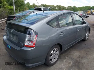 2005 Toyota Prius with VIN JTDKB20U453002616, listed as a IAAI auction lot 42170072 with 225,431 mi miles. Bid and sale history available at carsss.com. Image 4.