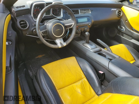2010 Chevrolet Camaro 1LT z VIN 2G1FB1EV9A9184739, wystawiony jako Copart lot #85298544 z przebiegiem 155 103 mil mil oraz Szkoda całkowita • Salvage title. Historia ofert i sprzedaży dostępna na DreamBid. Obrazek 8.