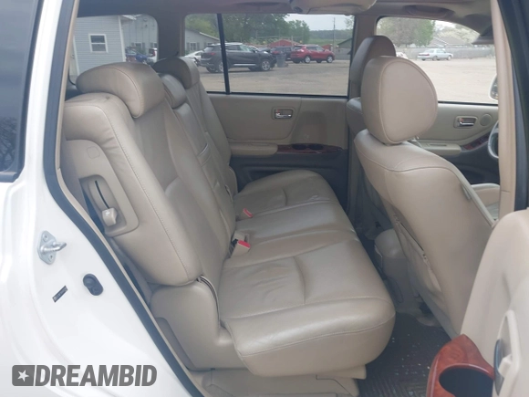 2006 Toyota Highlander z VIN JTEEW21A660007644, wystawiony jako IAAI lot #42155550 z przebiegiem 246 034 mil mil oraz . Historia ofert i sprzedaży dostępna na DreamBid. Obrazek 8.