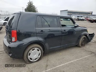 2014 Scion xB z VIN JTLZE4FE7EJ049074, wystawiony jako Copart lot #85734414 z przebiegiem 102 358 mil mil oraz Szkoda całkowita • Salvage title. Historia ofert i sprzedaży dostępna na DreamBid. Obrazek 3.