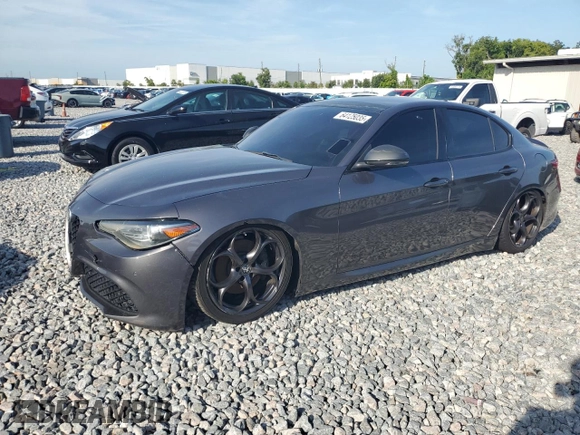 2018 Alfa Romeo Giulia Ti Sport with VIN ZARFAECN2J7597825, listed as a Copart auction lot 64125035 with 92,565 mi miles and Clean title. Bid and sale history available at DreamBid. Image 1.