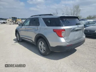 2020 Ford Explorer XLT with VIN 1FMSK8DH0LGB16050, listed as a Copart auction lot 52602235 with 120,680 mi miles and Clean Title. Bid and sale history available at DreamBid. Image 2.