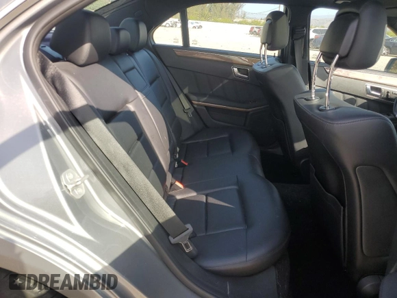 2013 Mercedes-Benz E 350 Luxury with VIN WDDHF5KB9DA672755, listed as a Copart auction lot 59916805 with 117,688 mi miles and Clean title. Bid and sale history available at DreamBid. Image 10.