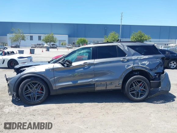 2025 Ford Explorer ST-Line with VIN 1FMUK8KH0SGA40629, listed as a IAAI auction lot 42305808 with 10,078 mi miles and . Bid and sale history available at DreamBid. Image 15.