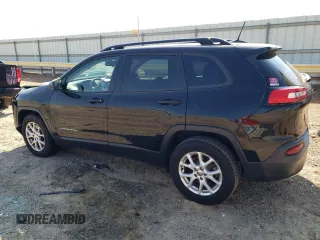 2017 Jeep Cherokee Altitude z VIN 1C4PJLAS7HW653091, wystawiony jako Copart lot #53779175 z przebiegiem 75 035 mil mil oraz Szkoda całkowita • Salvage title. Historia ofert i sprzedaży dostępna na DreamBid. Obrazek 2.