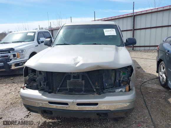 2006 Chevrolet Silverado 1500 LS with VIN 1GCEC19V16Z233584, listed as a IAAI auction lot 41664131 with 316,943 mi miles. Bid and sale history available at carsss.com. Image 13.