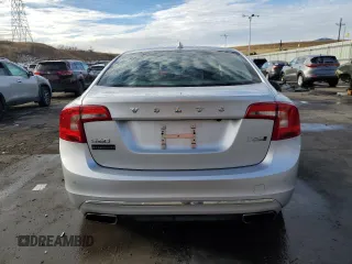2017 Volvo S60 Inscription Platinum with VIN LYV402TM4HB148565, listed as a Copart auction lot 81338933 with 17,057 mi miles. Bid and sale history available at carsss.com. Image 6.