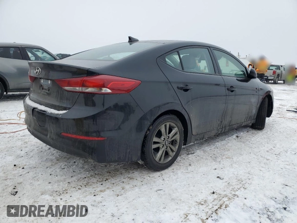 2017 Hyundai Elantra SE z VIN 5NPD84LFXHH172844, wystawiony jako Copart lot #45418985 z przebiegiem 96 169 mil mil oraz Szkoda całkowita • Salvage title. Historia ofert i sprzedaży dostępna na DreamBid. Obrazek 3.