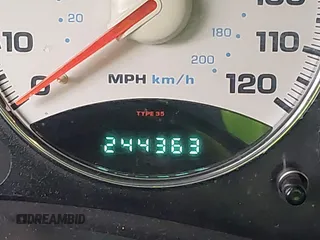 2003 Jeep Liberty Limited with VIN 1J4GL58KX3W657800, listed as a IAAI auction lot 42464782 with 244,363 mi miles and . Bid and sale history available at DreamBid. Image 7.