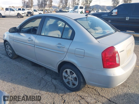 2006 Hyundai Accent GLS with VIN KMHCN46C86U007833, listed as a IAAI auction lot 41760603 with 60,030 mi miles. Bid and sale history available at carsss.com. Image 3.