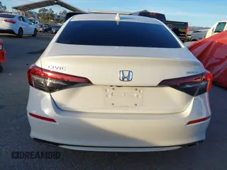 2025 Honda Civic Sedan Sport with VIN 2HGFE2F59SH554809, listed as a IAAI auction lot 41646316 with 843 mi miles. Bid and sale history available at carsss.com. Image 16.