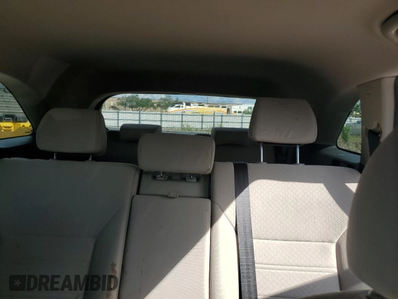 2018 Kia Sorento LX with VIN 5XYPGDA39JG343573, listed as a Copart auction lot 51474215 with 139,179 mi miles and Salvage Title. Bid and sale history available at carsss.com. Image 10.