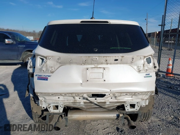 2017 Ford Escape SE z VIN 1FMCU0GD5HUB35744, wystawiony jako IAAI lot #41389972 z przebiegiem 171 623 mil mil oraz . Historia ofert i sprzedaży dostępna na DreamBid. Obrazek 17.